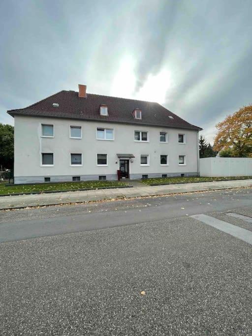 Zentrale Grosse Vollausgestattete Wohnung Fuer Alle Zwecke Perfekt Geeignet Witten Zewnętrze zdjęcie